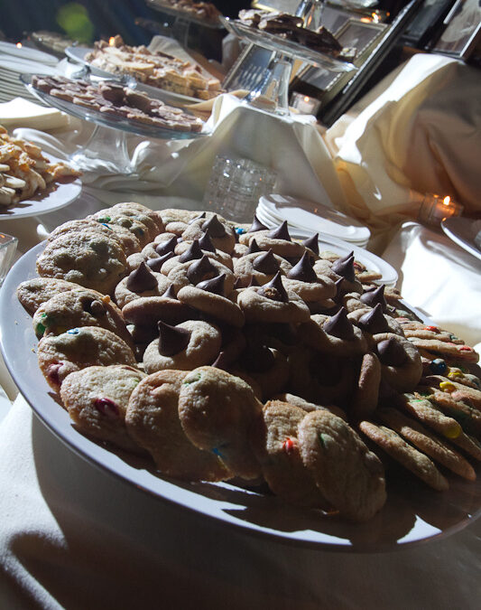 Tasty Tuesday #4: Cookie table + photos