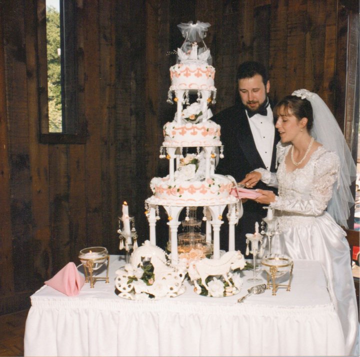 Wedding cakes – they’re not what they used to be!