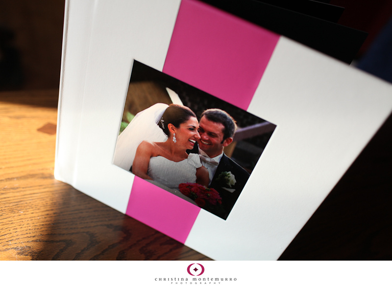 Sample wedding album: white and pink with a metal photo
